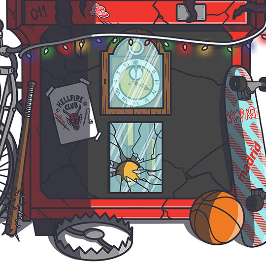 Gros plan de l'affiche rétro vintage des années 80 représentant une borne d'arcade à l'image de la série Netflix "Stranger Things" avec pleins d'objets cultes. Création d'Enzo Beltoise.